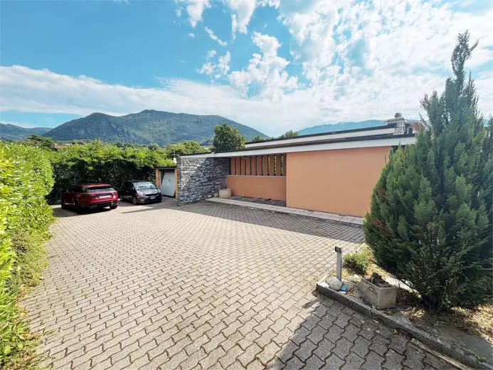 For sale Villa Coldrerio Switzerland - cChic-immoHub your real estate portal