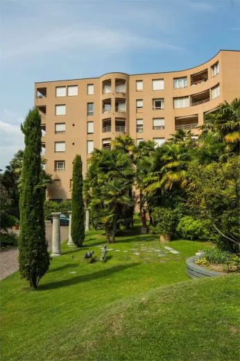 Appartamento in affitto a Lugano - Appartamento 6,5 locali nel verde vicino al lago  - Smart Propylaia (6)