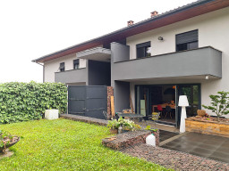 STABIO - CASA PLURIFAMILIARE - 11.5 LOCALI