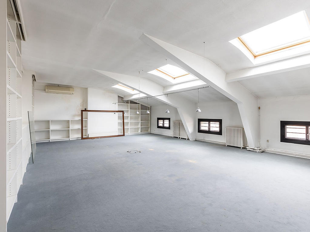 Multiple dwelling for sale in Bordeaux - FRANCE - GIRONDE - BORDEAUX - BEAUTIFUL BUILDING - Smart Propylaia (6)