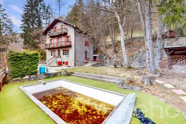 House for sale in Ravoire