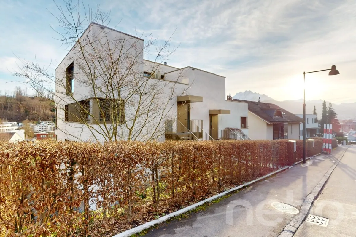 In vendita   Svizzera - 
cChic-immoHub Il vostro portale immobiliare