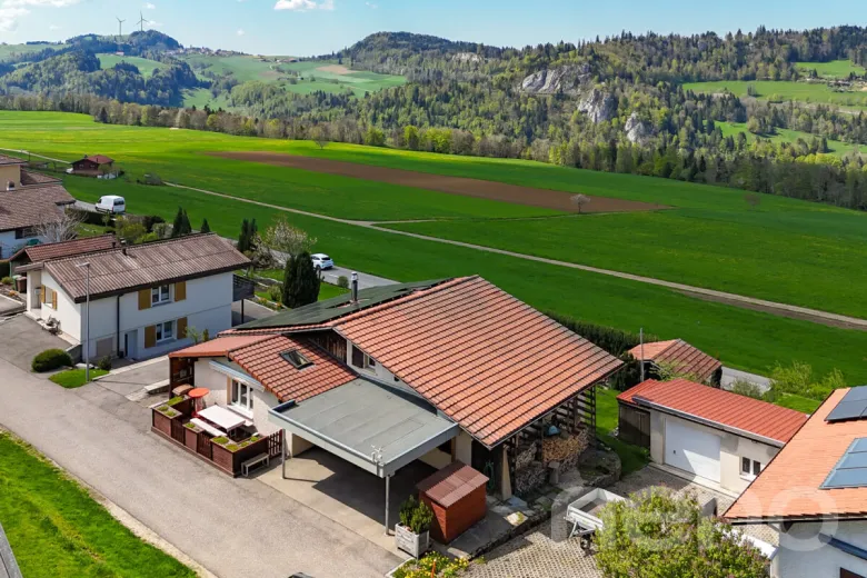 Zu verkaufen Saulcy Einfamilienhaus Schweiz - cChic-immoHub Ihr Immobilienportal