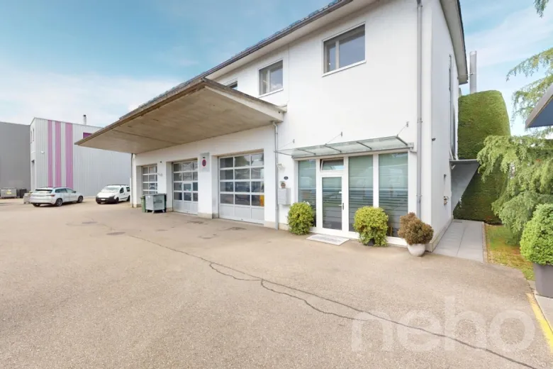 Haus zu verkaufen in Emmenbrücke - Smart Propylaia