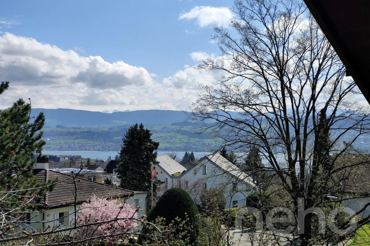 Herrliberg In vendita Mansarda Svizzera - 
cChic-immoHub Il vostro portale immobiliare