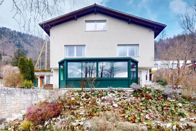 Maison à vendre à Mont-Crosin (2)