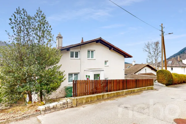 Maison à vendre à Mont-Crosin (3)