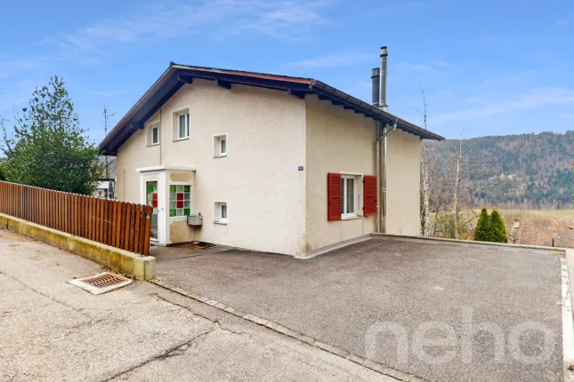 Maison à vendre à Mont-Crosin (4)