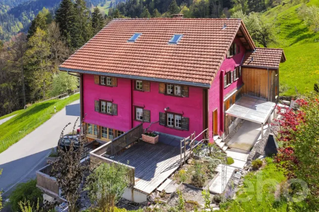 Haus zu verkaufen in Valzeina (3)