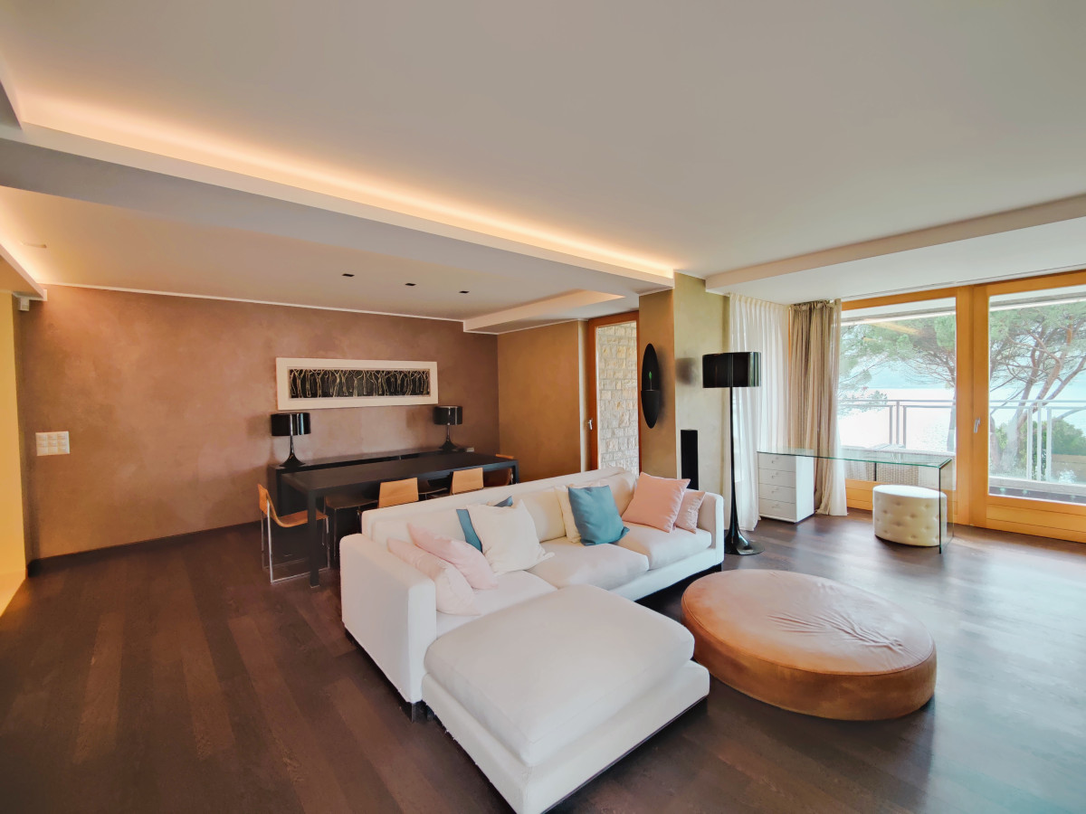 A vendre   Suisse - partenariat avec Smart-Propylaia Portail Immobilier