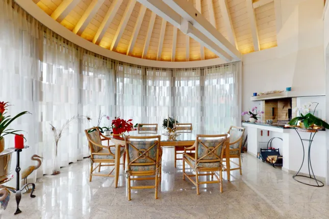 Casa in vendita a Wetzikon ZH (2)