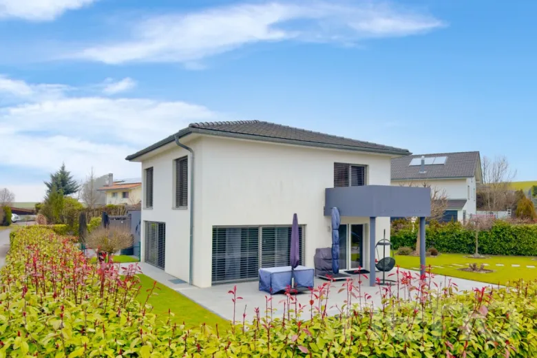 Maison à vendre à Grolley - Maison moderne et lumineuse avec piscine, cadre paisible garanti - Smart Propylaia (3)