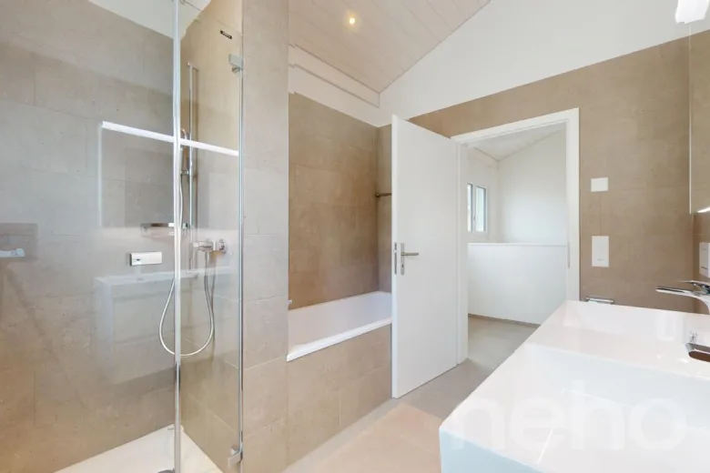 Casa in vendita a Einigen - Casa unifamiliare in vendita a Einigen, 5.5 locali, 182.78 m2 - Smart Propylaia (9)