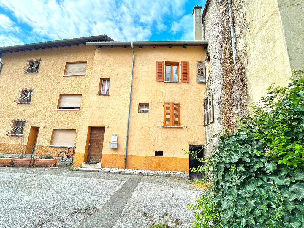For sale   Switzerland - in partnership with the real estate portal Smart-Propylaia