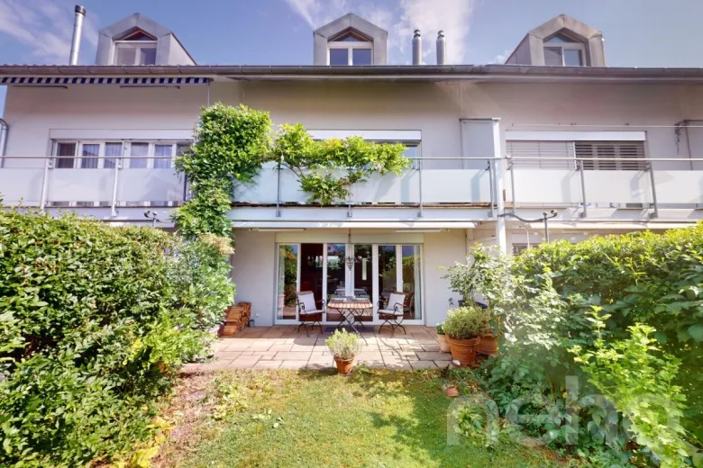 Zu verkaufen Uttigen Angebautes Haus Schweiz - cChic-immoHub Ihr Immobilienportal