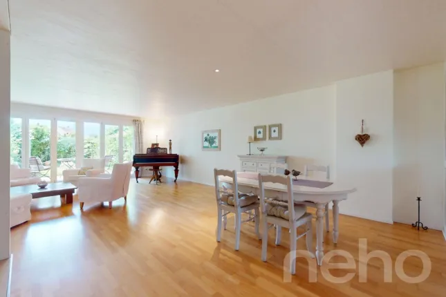 Haus zu verkaufen in Uttigen (2)
