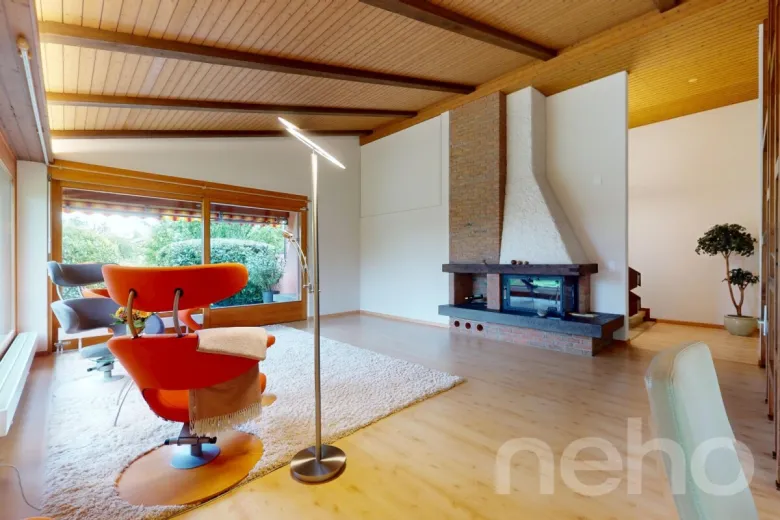 Haus zu verkaufen in Hagneck - Smart Propylaia (2)