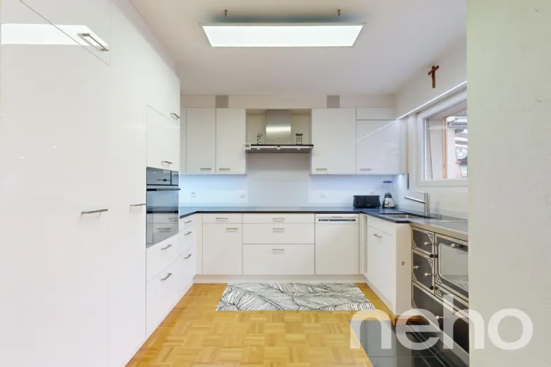 Haus zu verkaufen in Muraz - Smart Propylaia (4)