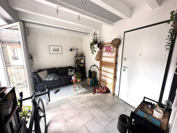 Nice 2.5-room apartment with balcony in renovated core building