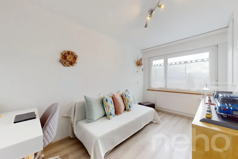 Wohnung zu verkaufen in La Chaux-de-Fonds - Wohnung zu verkaufen in La Chaux-de-Fonds, 5.5 Zimmer, 124 m2 - Smart Propylaia (9)