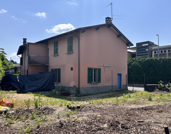 Mehrfamilienhaus zu verkaufen in Cadempino (3)