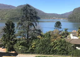 New exclusive VILLA of high standing in prestigious residence with lake view