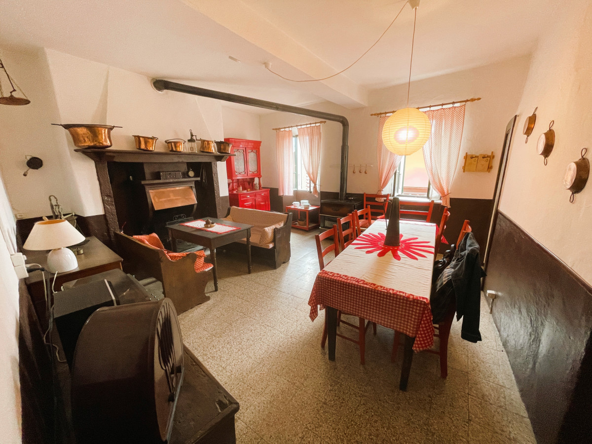 In vendita   Svizzera - collaborazione con il portale immobiliare Smart-Propylaia