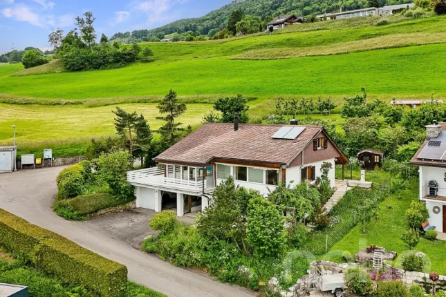 Haus zu verkaufen in Farnern (3)