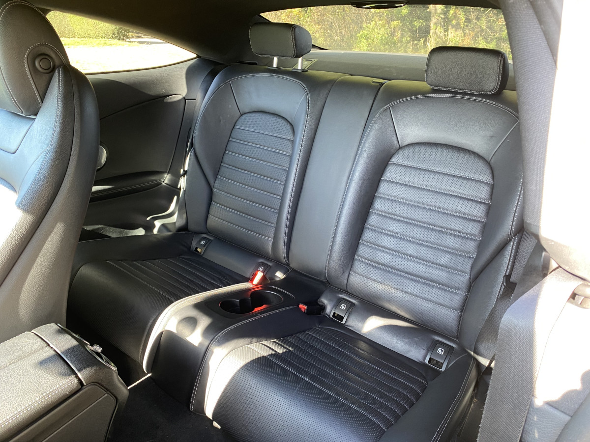 Mercedes-Benz C-Klasse Coupé zu verkaufen - Smart Propylaia (11)
