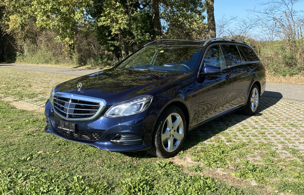 Mercedes-Benz E-klasse T-Modell zu verkaufen - Smart Propylaia