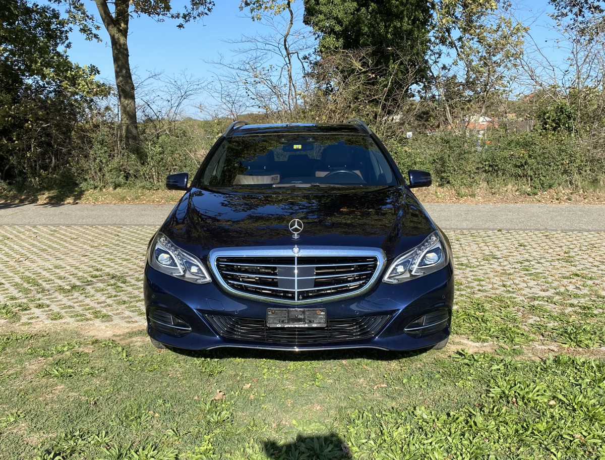 Mercedes-Benz E-klasse T-Modell zu verkaufen - Smart Propylaia (2)