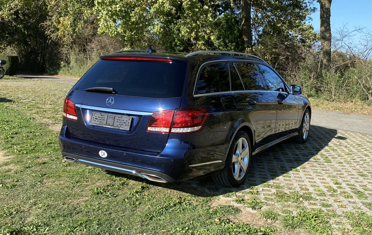 Mercedes-Benz E-klasse T-Modell zu verkaufen - Smart Propylaia (4)