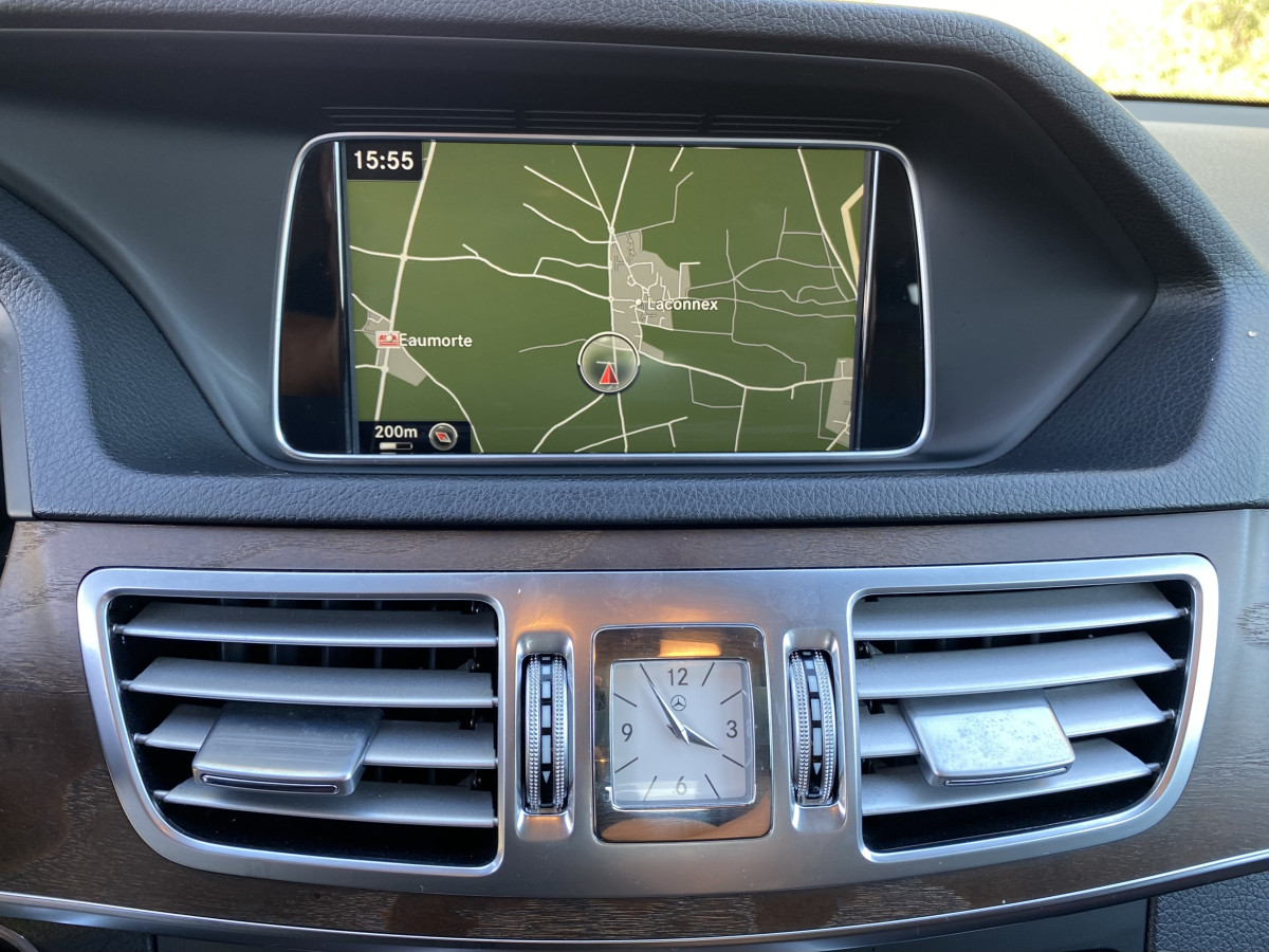 Mercedes-Benz E-klasse T-Modell zu verkaufen - Smart Propylaia (11)