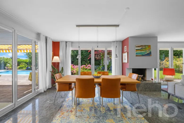 In vendita Casa unifamiliare Egg b. Zürich Svizzera - collaborazione con il portale immobiliare Smart-Propylaia