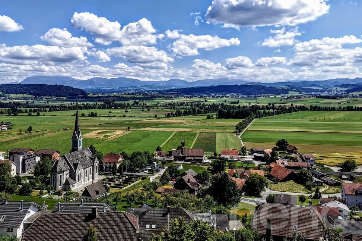 Zu verkaufen   Schweiz - cChic-immoHub Ihr Immobilienportal