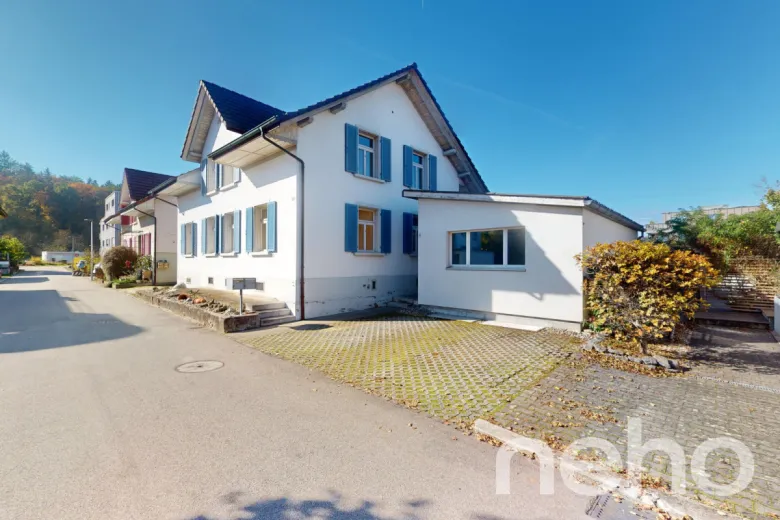 In vendita Casa plurifamiliare Suhr Svizzera - collaborazione con il portale immobiliare Smart-Propylaia