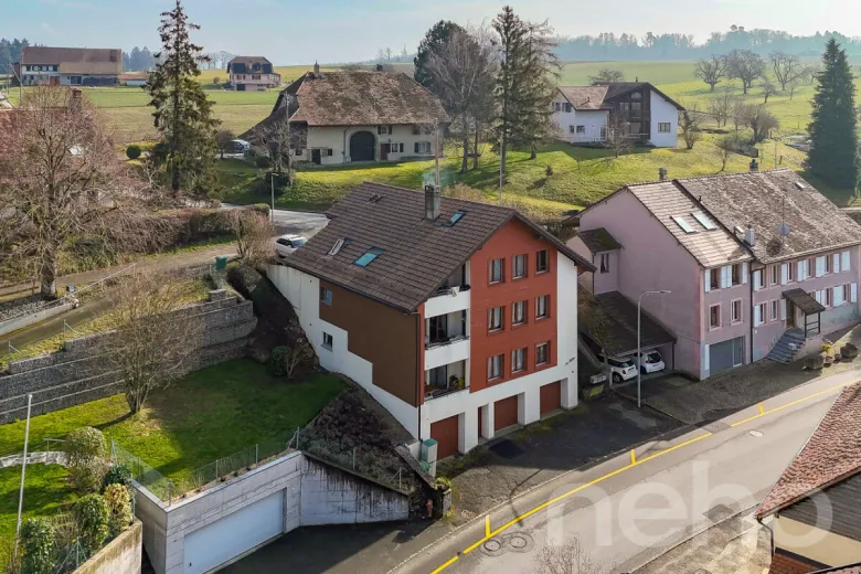 Maison à vendre à Ursins - Immeuble locatif de 3 appartements loués à Ursins ! - Smart Propylaia (3)
