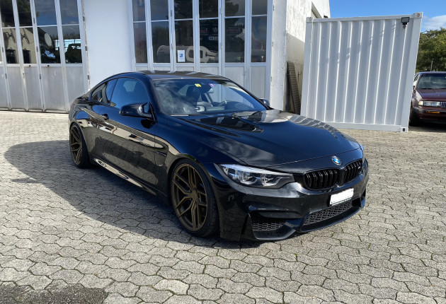 BMW M4 Compétition DKG Coupé zu verkaufen (3)