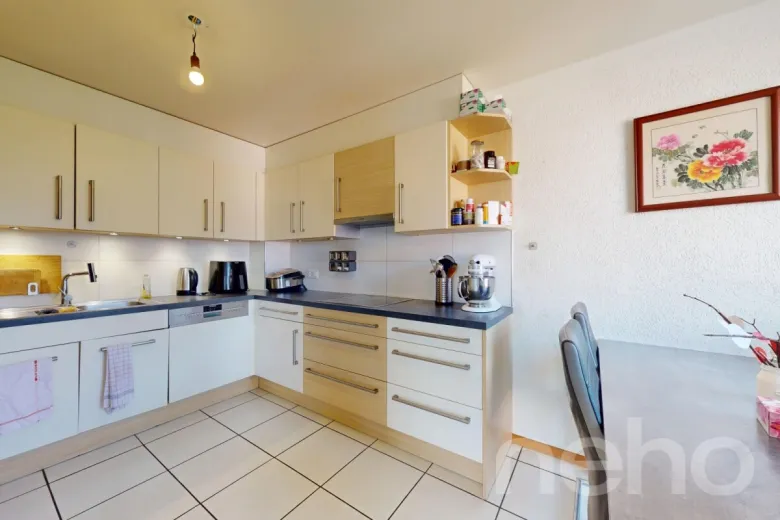 Appartement à vendre à Corcelles NE - Appartement rénové de 4,5 pièces avec vue  sur le lac ! - Smart Propylaia (3)