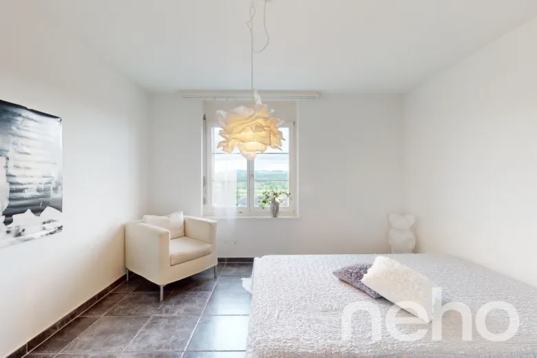 Appartement à vendre à Aeschi SO - Stilvolle Maisonette-Dachwohnung mit Galerie und traumhaftem Blick - Smart Propylaia (9)