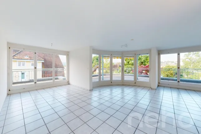 Appartement à vendre à Bruderholz (2)