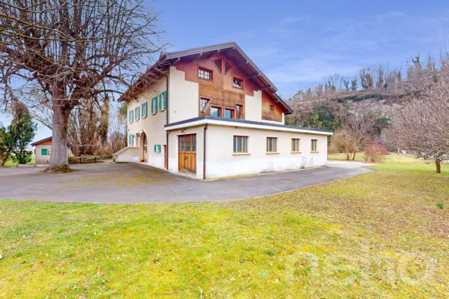 Casa in vendita a Ollon VD