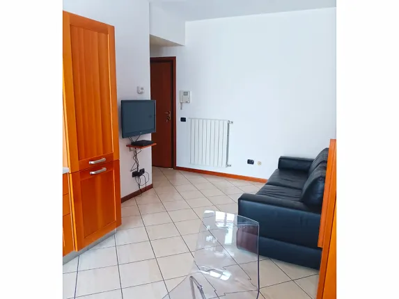 Wohnung zu verkaufen in Seregno (2)