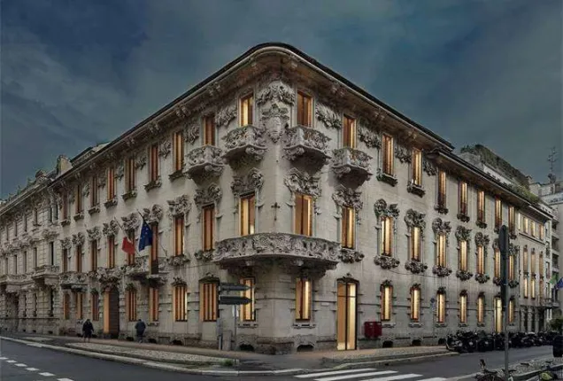Casa plurifamiliare in vendita a Milano (2)