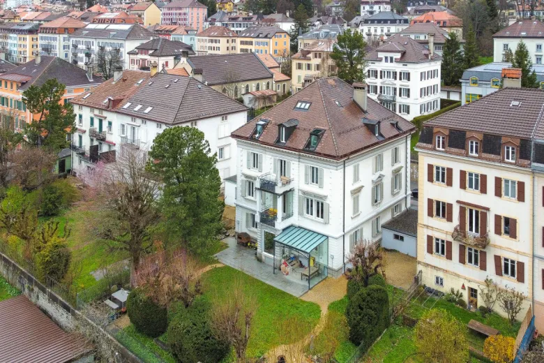 Appartement à vendre à La Chaux-de-Fonds - Attique d?exception en duplex ? rénové avec goût et prix attractif - Smart Propylaia (3)