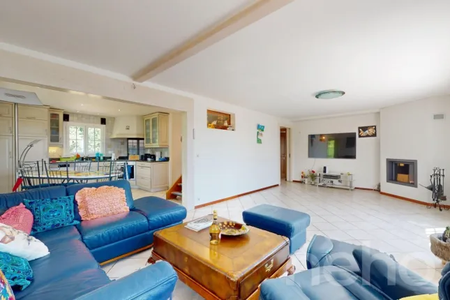 Maison à vendre à Givrins (7)