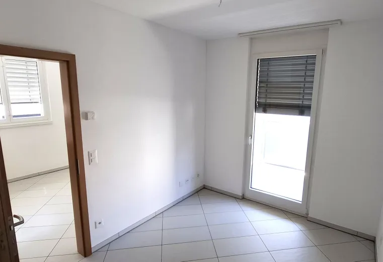 Appartement à vendre à Bellinzona - Appartement moderne de 2,5 pièces avec terrasse et place de parking, dans un quartier bien desservi. - Smart Propylaia (6)