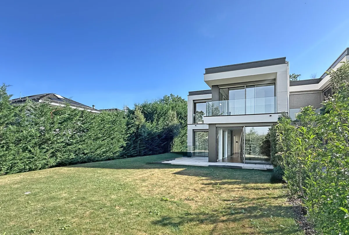 Conches in affito Casa annessa Svizzera - 
cChic-immoHub Il vostro portale immobiliare