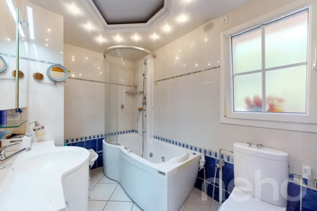 Maison à vendre à Givrins (15)