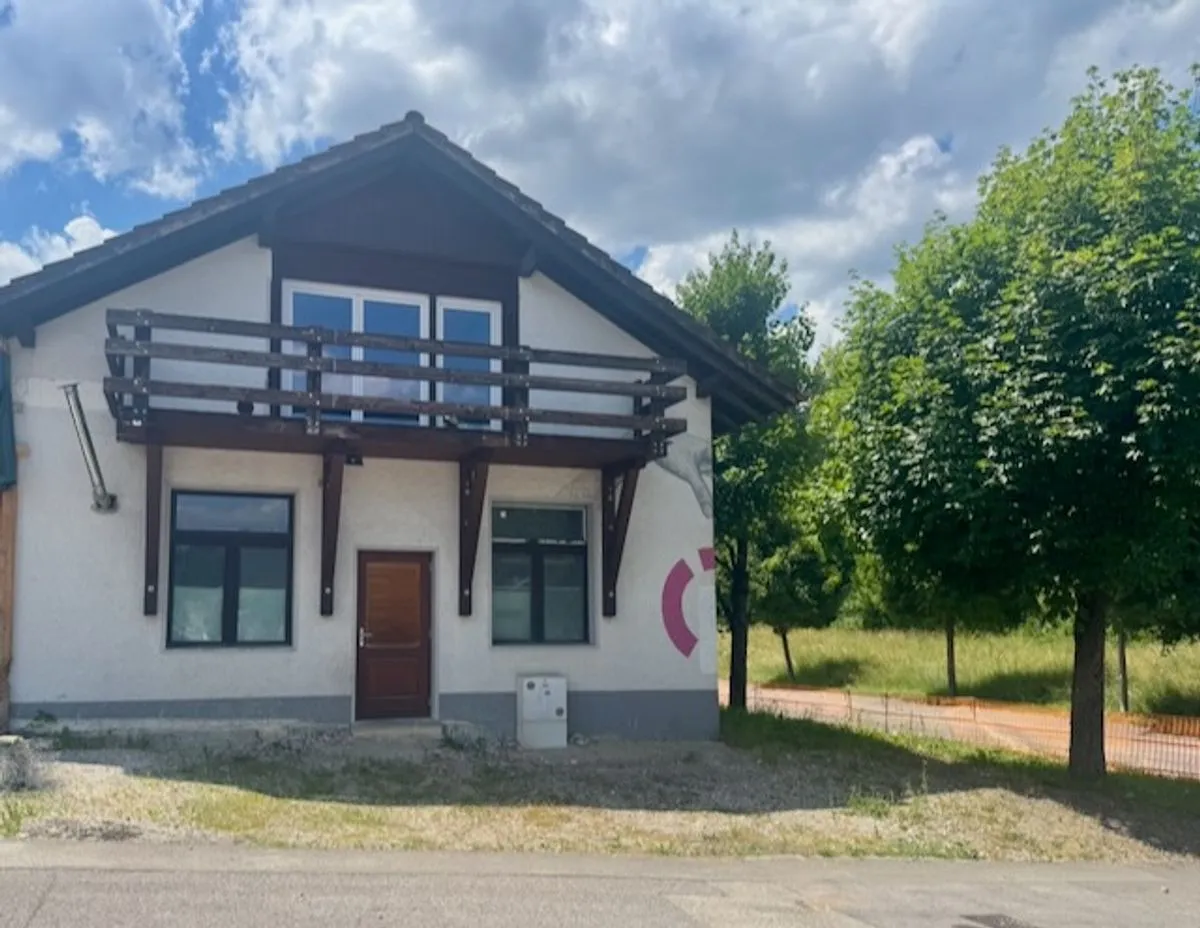 La Chaux-de-Fonds à vendre Atelier Suisse - cChic-immoHub votre portail immobilier